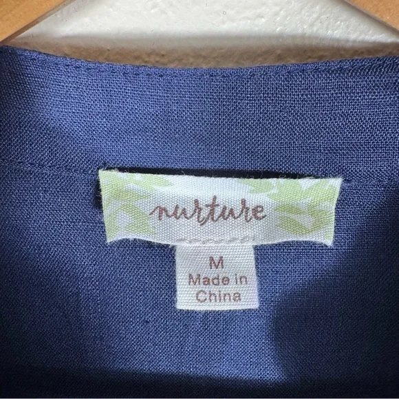 Nurture Woman’s 100% Linen Embroidered V-Neck Tunic M Aztec Southwestern Navy - Picture 7 of 8